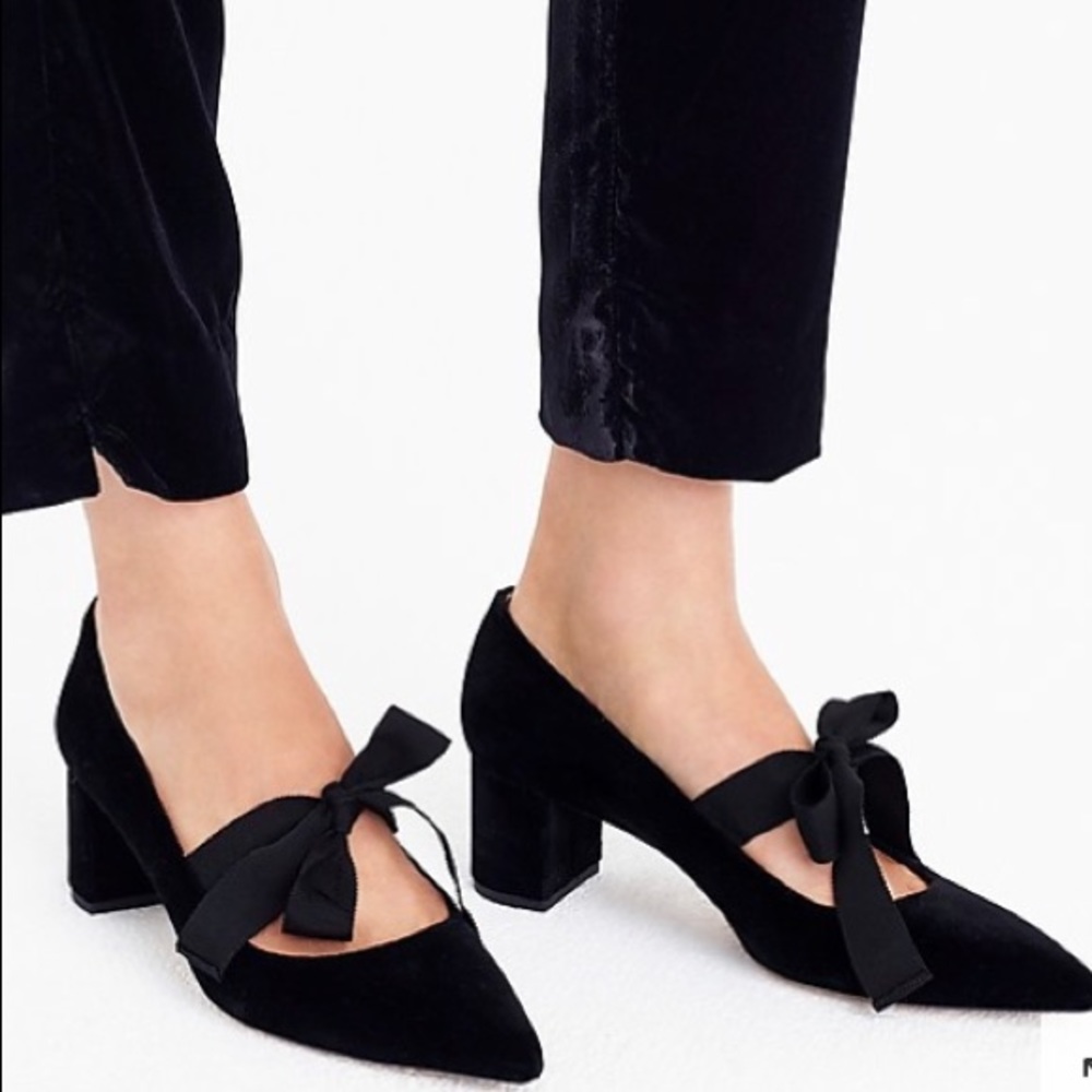 Jcrew Avery velvet pumps with bow